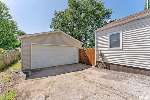 115 4th St, Colona, IL 61241 - view of detached garage