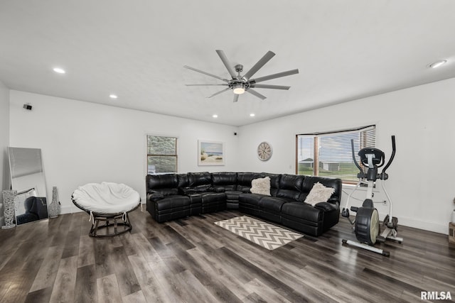 406 234th St, Aledo, IL 61231 - living area with wood finished floors, ceiling fan, and recessed lighting