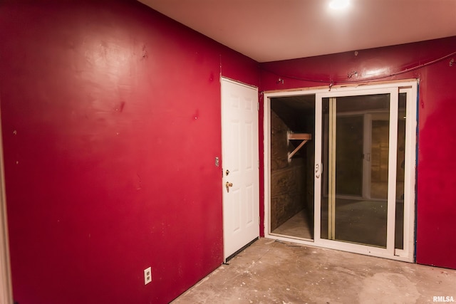 3321 State St, Quincy, IL 62301 - property entrance