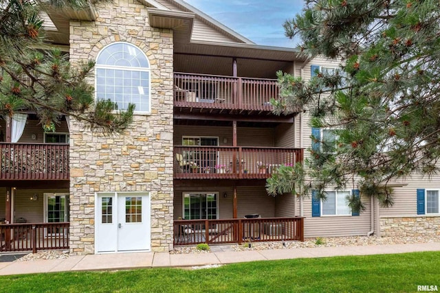 109 E Price St Unit 203, Eldridge, IA 52748 - view of property