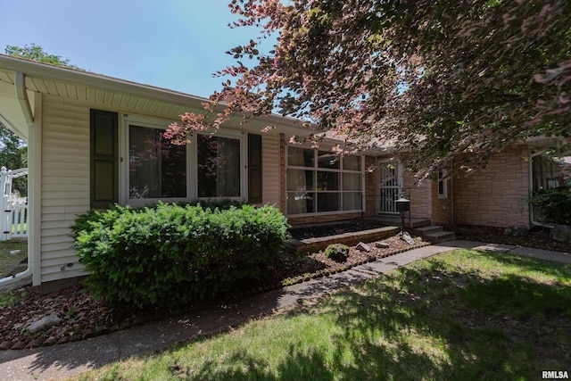 1635 Eastmere Dr, Davenport, IA 52803 - rear view of property