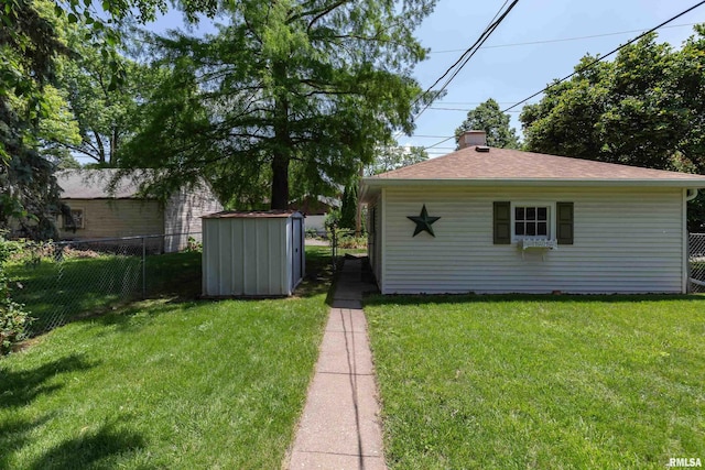 1635 Eastmere Dr, Davenport, IA 52803 - view of yard featuring a storage shed