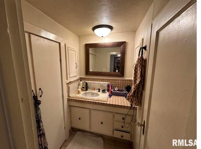 2222 43rd St, Rock Island, IL 61201 - photo 6