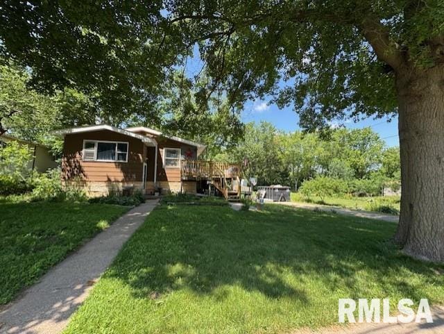 1214 S 12th St, Clinton, IA 52732 - photo 1