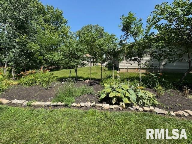 1214 S 12th St, Clinton, IA 52732 - photo 12
