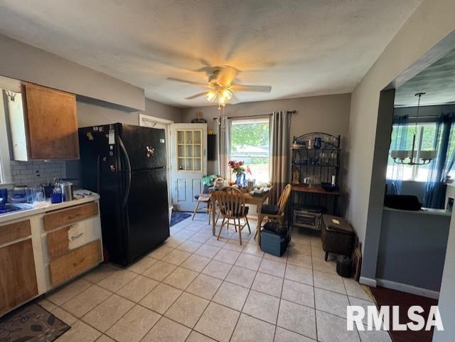 1214 S 12th St, Clinton, IA 52732 - photo 6