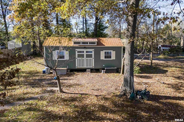 2620 S Cambon Dr, West Frankfort, IL 62896 - view of front of home with an outdoor structure and a metal roof