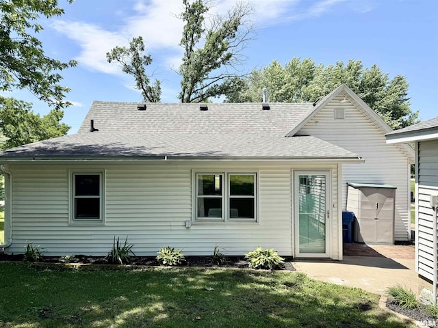 503 N Church St, Albany, IL 61230 - photo 3