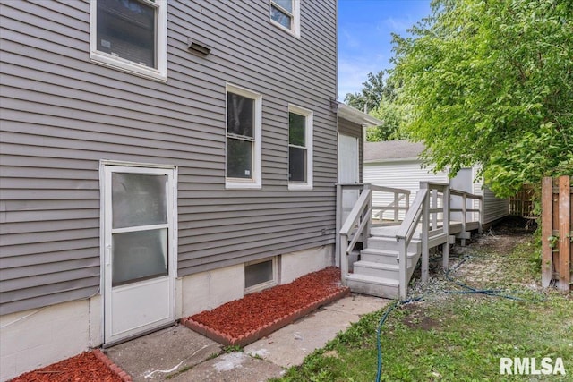 812 W 16th St, Davenport, IA 52804 - view of home's exterior featuring a deck
