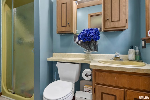1406 Golf Course Rd, Marion, IL 62959 - full bath featuring a shower stall and vanity