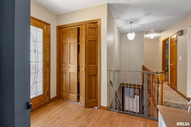 1406 Golf Course Rd, Marion, IL 62959 - entryway featuring light wood finished floors and baseboards