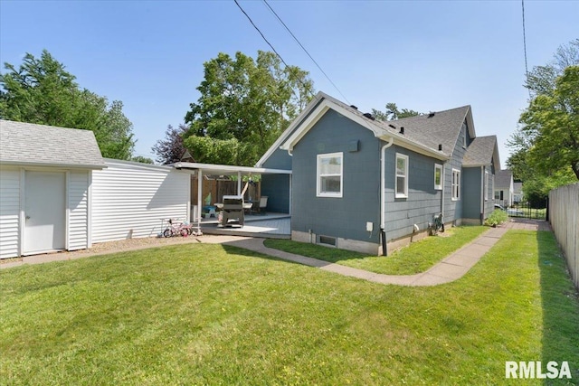 2506 N Howell St, Davenport, IA 52804 - back of house