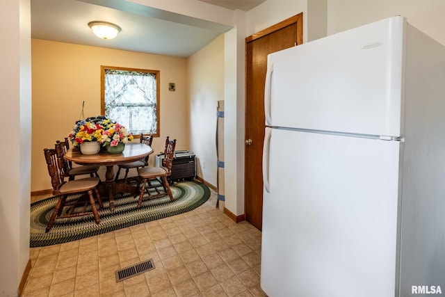 105 Laurel St, Stonefort, IL 62987 - dining space featuring baseboards