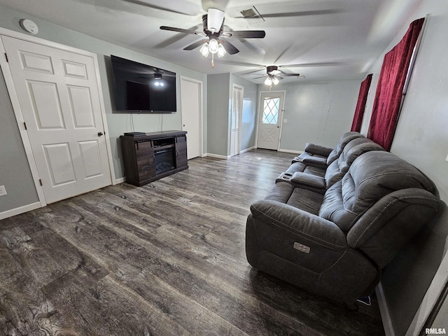 2409 9th St, Silvis, IL 61282 - living area featuring a ceiling fan and wood finished floors