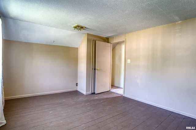 1607 Pershing Blvd, Clinton, IA 52732 - photo 12