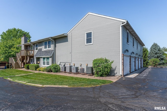 2424 E 51st St Unit D, Davenport, IA 52807 - photo 3