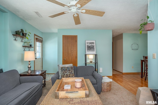 2424 E 51st St Unit D, Davenport, IA 52807 - photo 6