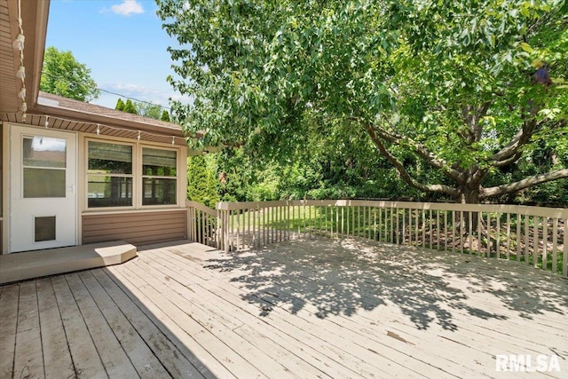 5315 34th Ave, Moline, IL 61265 - view of wooden terrace