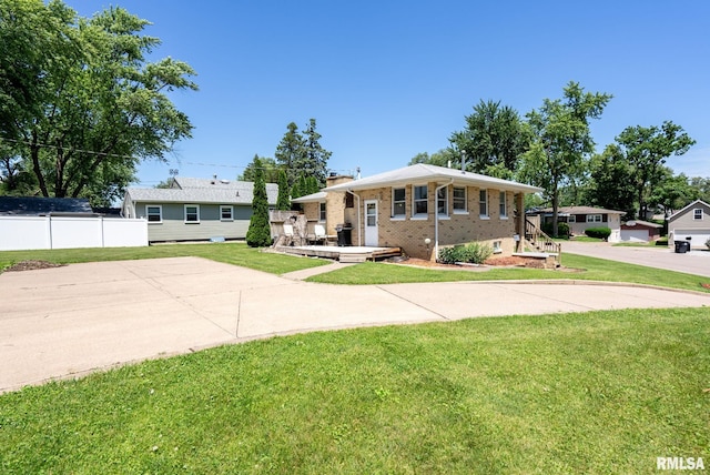 2423 45th St, Moline, IL 61265 - photo 25