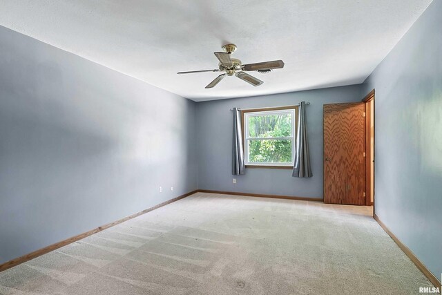 4345 Amesbury Dr, Bettendorf, IA 52722 - photo 19
