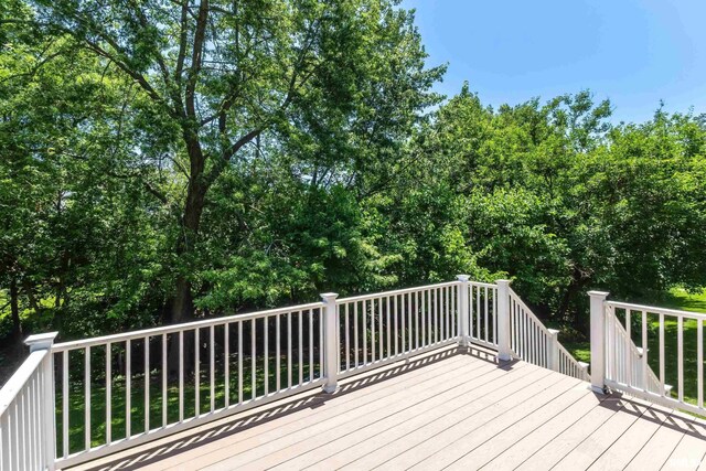 4345 Amesbury Dr, Bettendorf, IA 52722 - photo 39