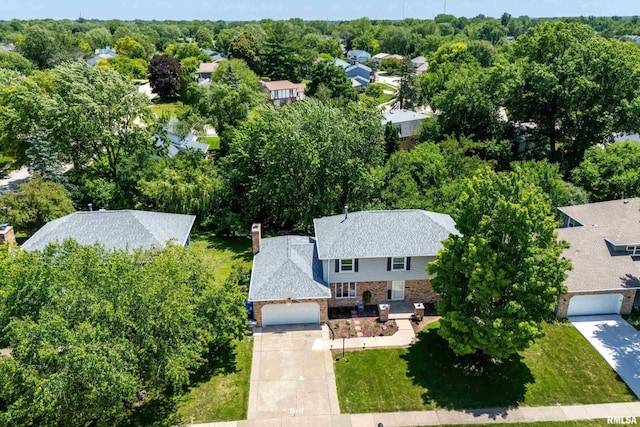 4345 Amesbury Dr, Bettendorf, IA 52722 - aerial perspective of suburban area