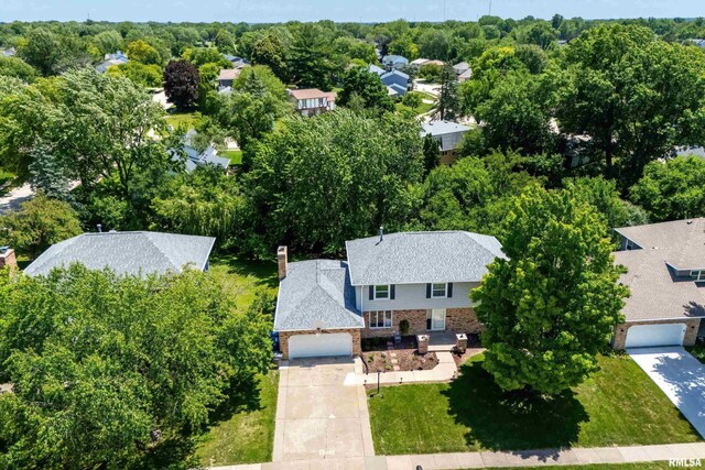 4345 Amesbury Dr, Bettendorf, IA 52722 - photo 47