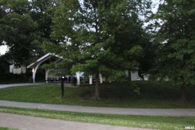 3119 15th St Unit C, Moline, IL 61265 - view of front of property with a front lawn