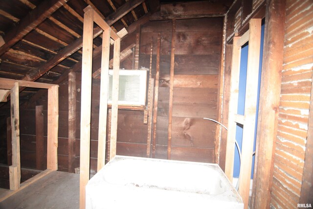 1116 Arlington Ave, Davenport, IA 52803 - miscellaneous room with lofted ceiling