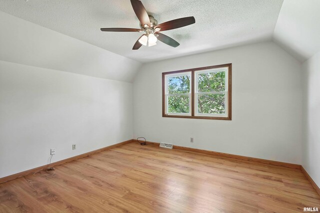 8 Brookside Ct, Bettendorf, IA 52722 - photo 25