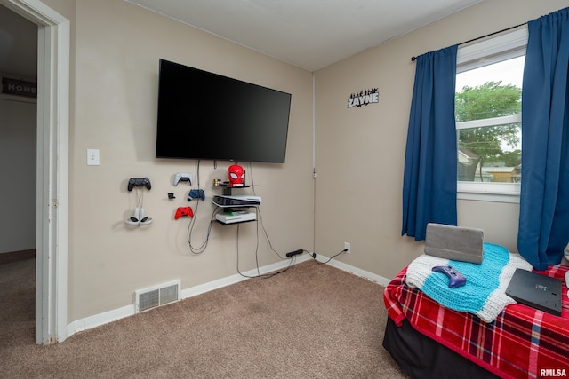 419 50th St, Moline, IL 61265 - bedroom featuring carpet and baseboards