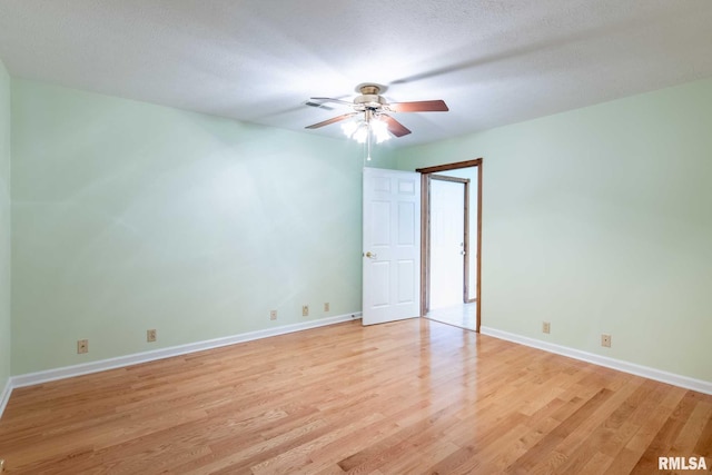 10415 Chayla Rd, Marion, IL 62959 - unfurnished room with ceiling fan and light wood-style floors