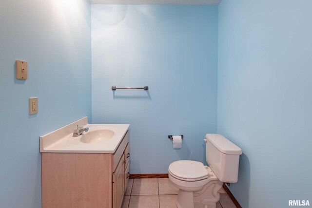 10415 Chayla Rd, Marion, IL 62959 - bathroom with vanity and tile patterned floors