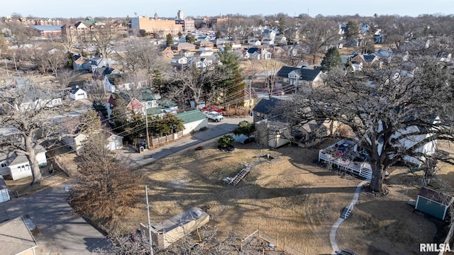 922 W Lombard St, Davenport, IA 52804 - aerial view of property and surrounding area with nearby suburban area