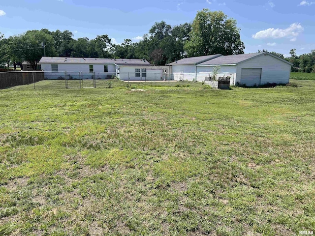 911 4th St, New Boston, IL 61272 - view of yard