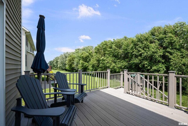 5727 Charlie Chase Ln, Bettendorf, IA 52722 - view of wooden deck