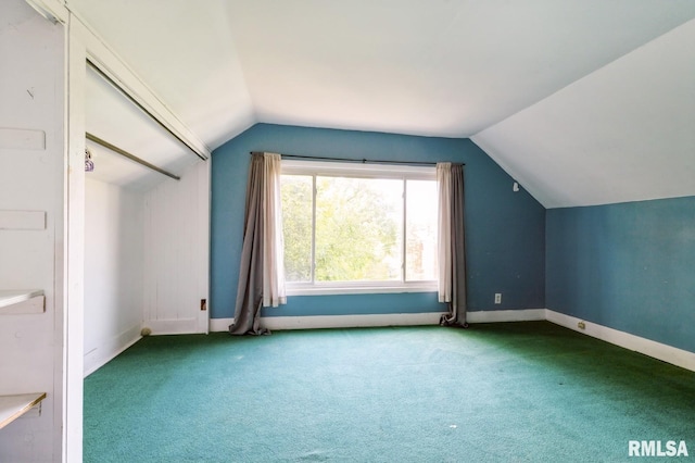 1808 E 12th St, Davenport, IA 52803 - bonus room featuring vaulted ceiling and carpet floors