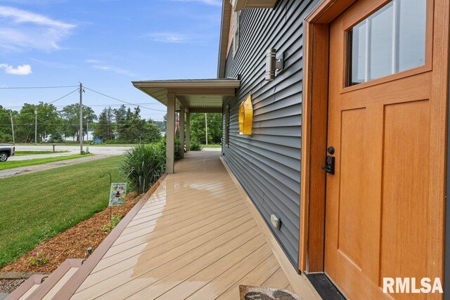 11815 Rte 84 N, Port Byron, IL 61275 - deck featuring a lawn
