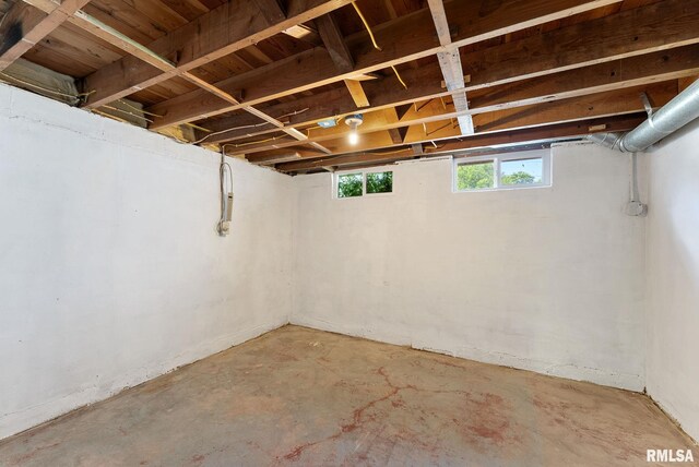 209 45th St, Moline, IL 61265 - view of basement