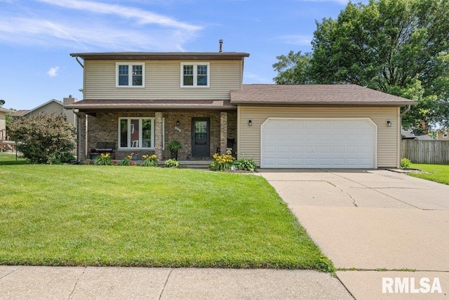 711 W Hickory St, Eldridge, IA 52748 - photo 1