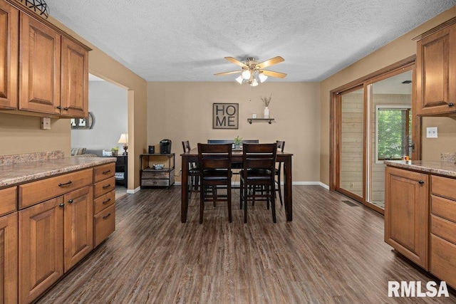 711 W Hickory St, Eldridge, IA 52748 - photo 13