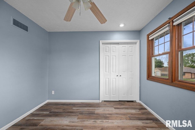 711 W Hickory St, Eldridge, IA 52748 - photo 20
