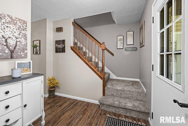 711 W Hickory St, Eldridge, IA 52748 - photo 5