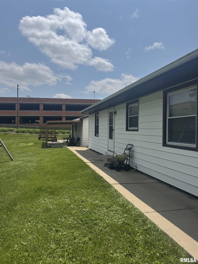 1243 E Dover Ct, Davenport, IA 52803 - photo 2