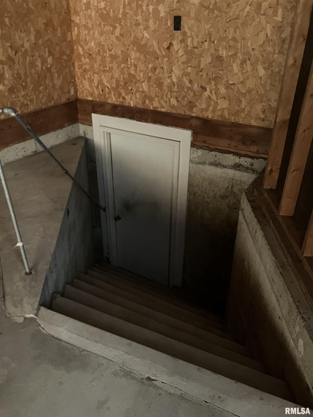 200 S Main St, Annawan, IL 61234 - staircase with concrete flooring