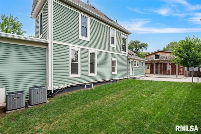 128 S 2nd St, Le Claire, IA 52753 - photo 58