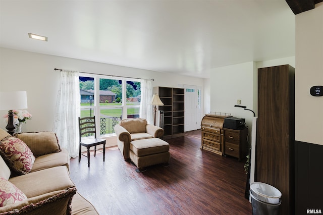 103 Westernaire Dr, Marion, IL 62959 - living area featuring dark wood-style floors