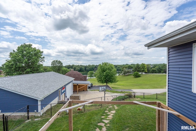 910 Fyre Lake Dr, Sherrard, IL 61281 - view of yard