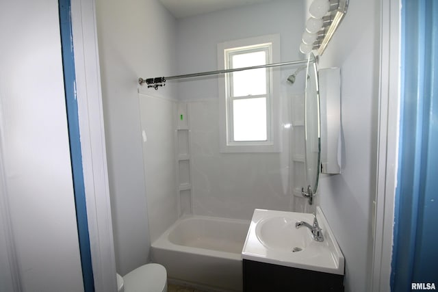 1416 Payson Ave, Quincy, IL 62301 - full bathroom featuring vanity and shower / bath combination