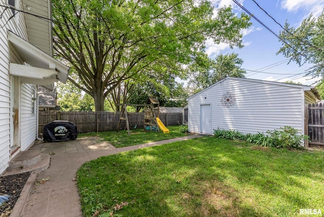 2512 E 18th St, Davenport, IA 52803 - photo 4